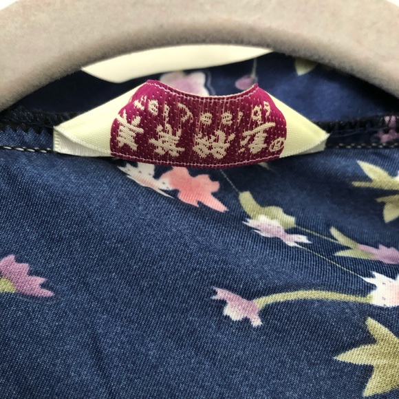 Flower Robe - Picture 4 of 5